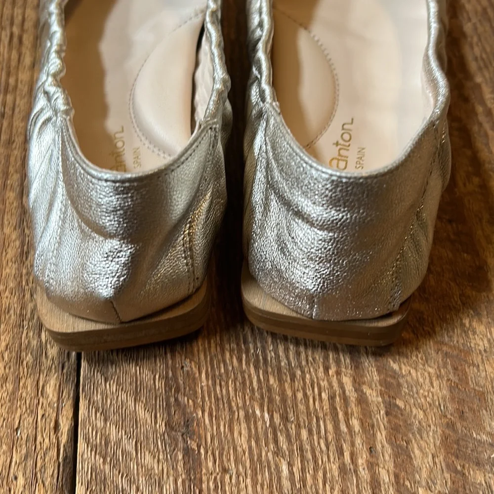 Pedro Anton ballet flat
